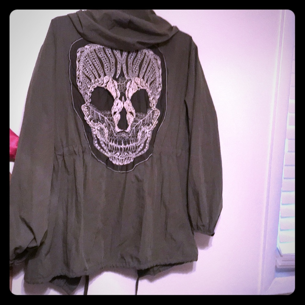 Women’s green skull design back jacket